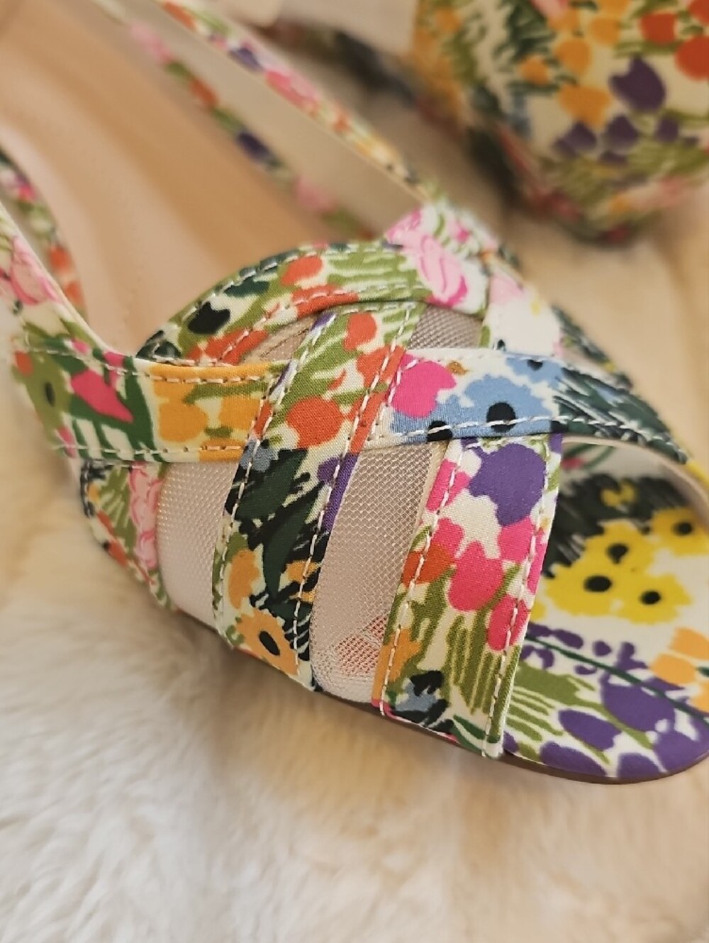 East 5th Multicolor Floral Mesh Flats - Picture 4 of 10